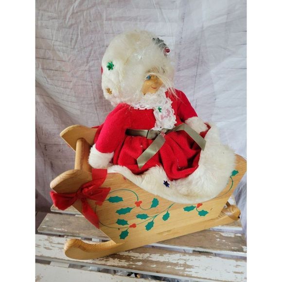 Wooden Mrs Claus vintage home decor Xmas large display - Picture 5 of 7